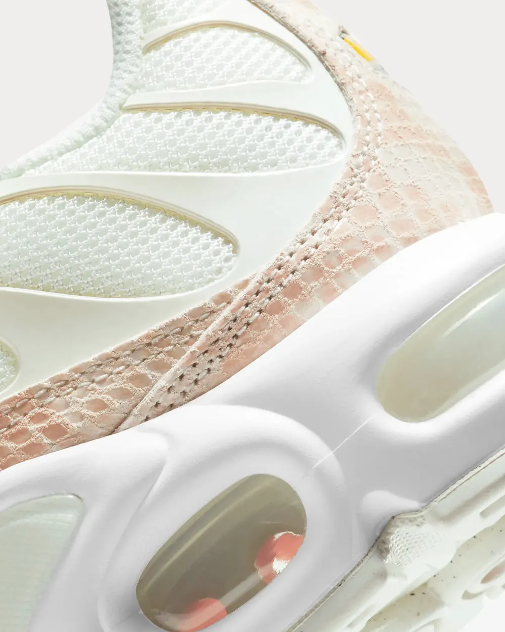 Air Max Plus Sail/Particle Beige/White Low Top Sneakers