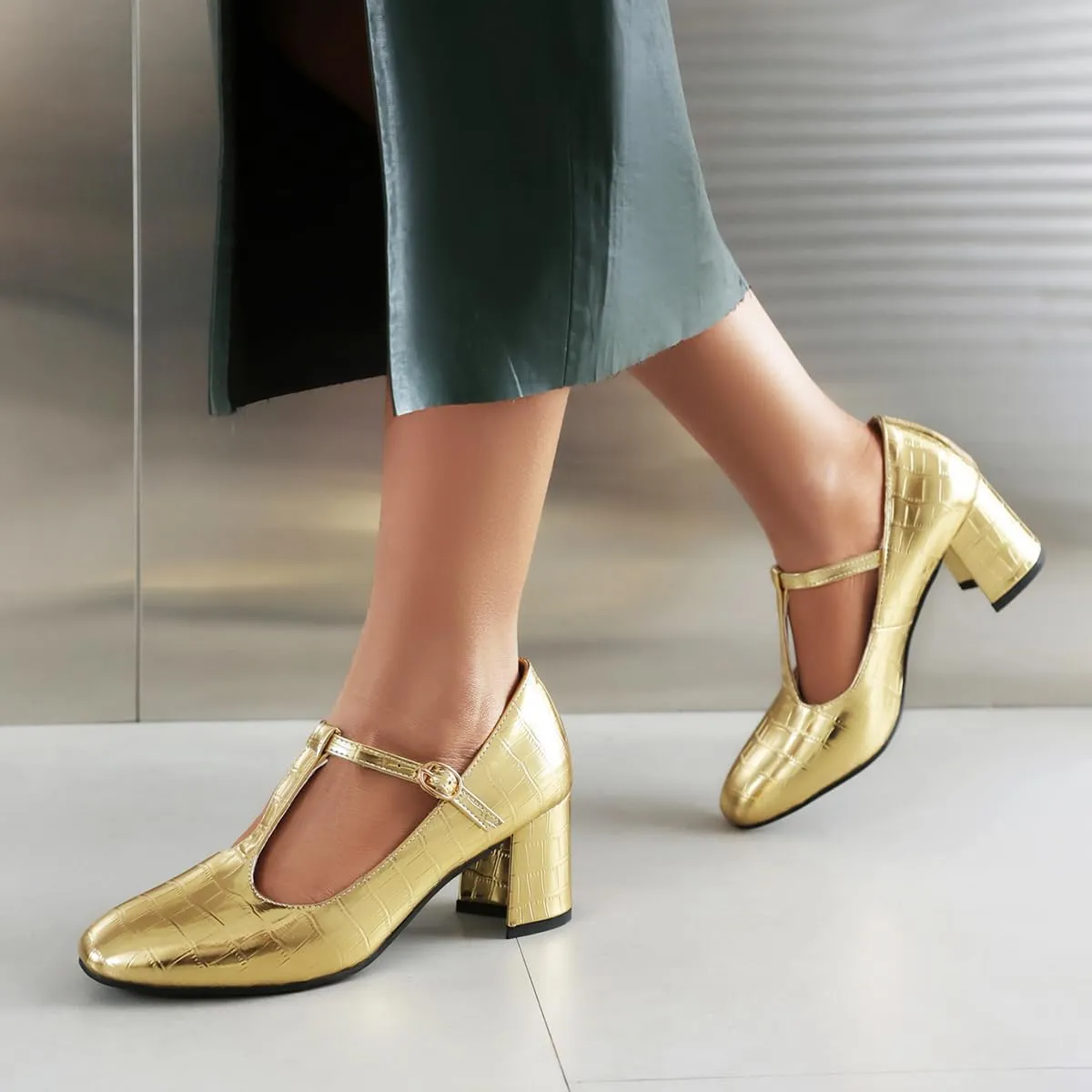 Chunky High Heels Closed Round Toe Mary Jane Pumps