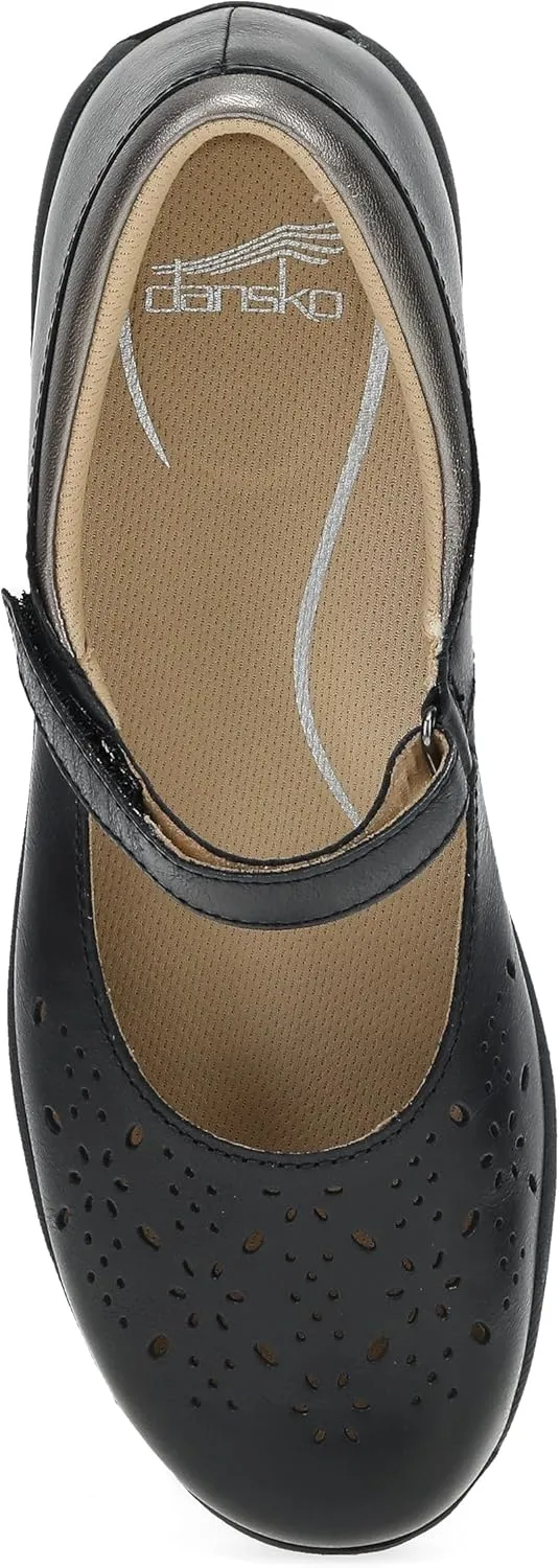 Dansko Stacy Mary Jane - Lightweight Support in a Versatile Style- Slip-Resistant Rubber Outsole Suitable for Dry, Wet, and Oily/Wet Surfaces