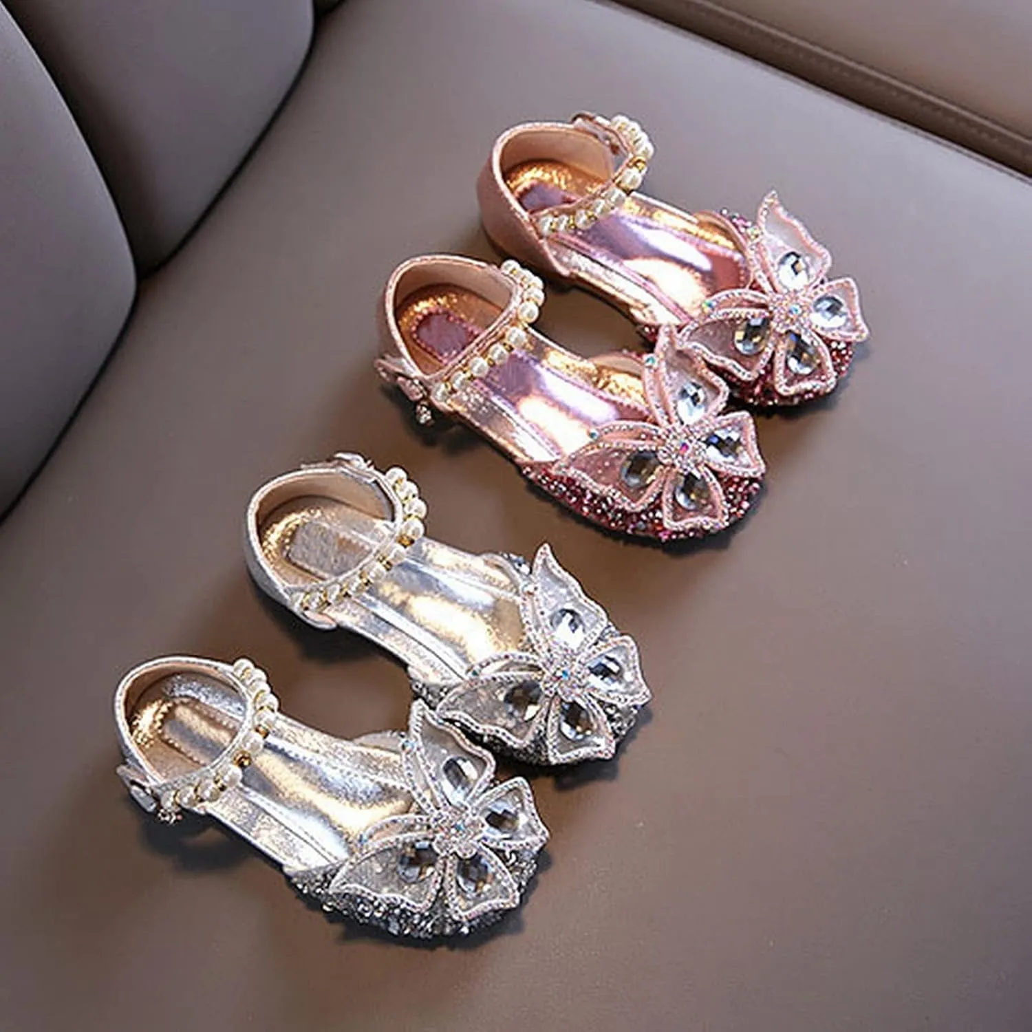 Girls rystal Butterfly Dress Shoes 2025 Stylish Rhinestone Bridesmaids Flat Party Sandals for Girls Princess