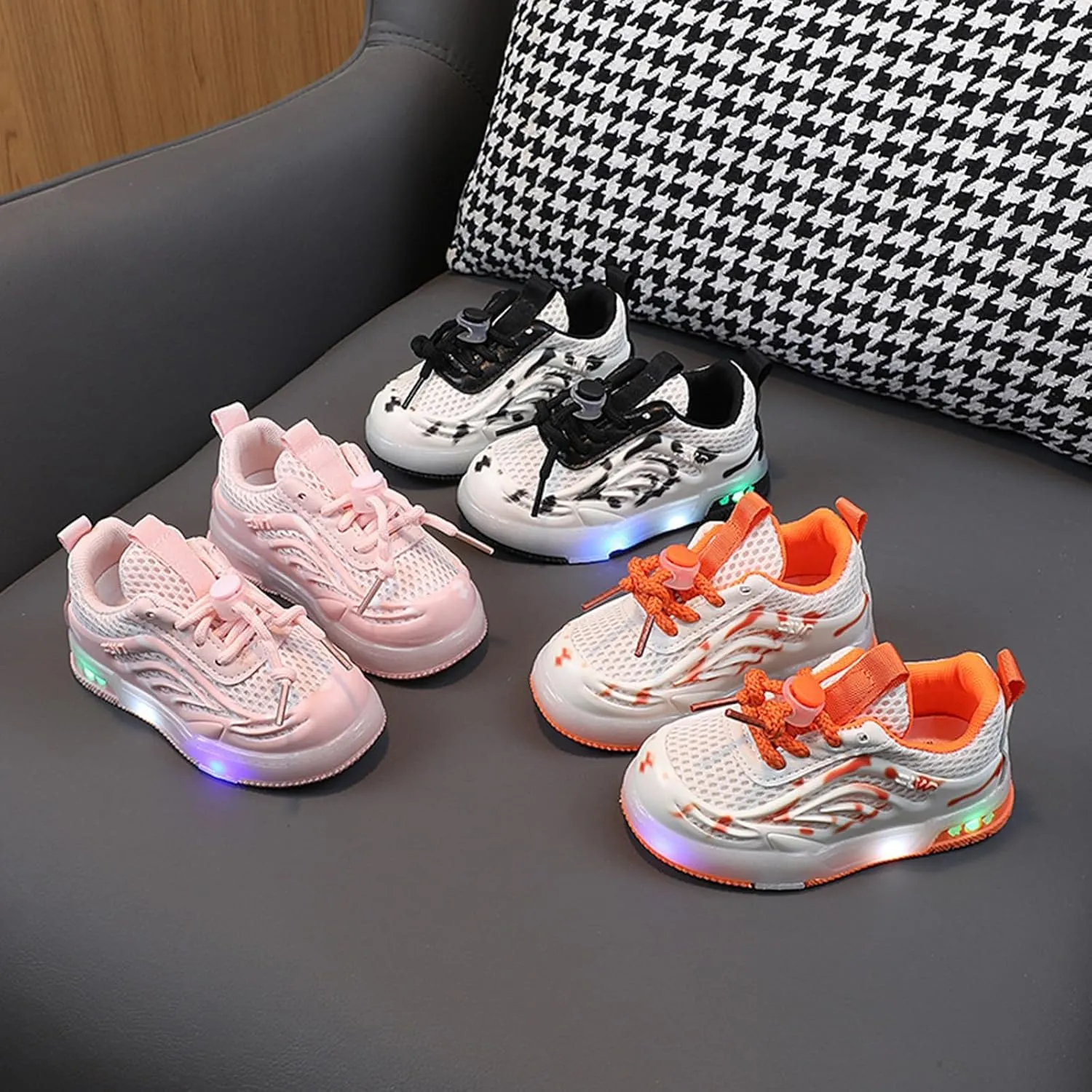 Kids Light Up Flashing Sneaker Athletic Running Shoes Lace-Up Slip-On Lights Toddler Tennis Shoes Boys Light Up