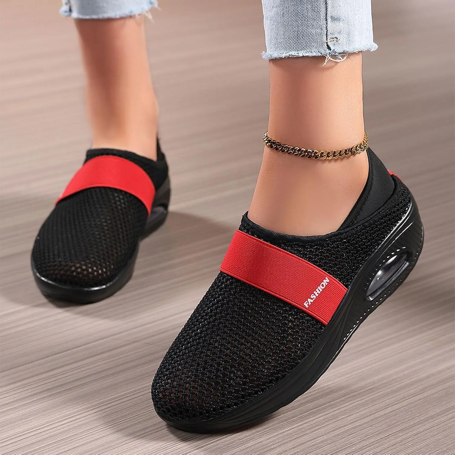 Lightweight Non Slip Sneakers for Men Breathable and Light Outdoor Comfy Walking Shoe Comfortable Stretch Shoes