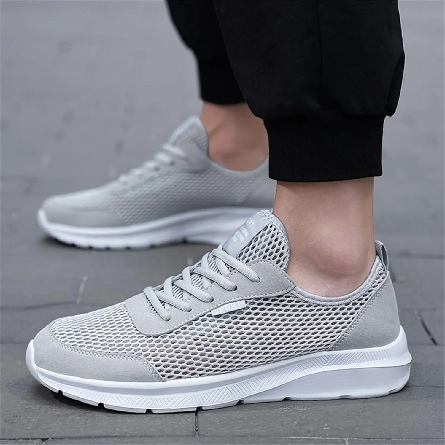 Men's Non Slip Running Shoes Ultra Light Breathable Casual Walking Shoes Fashion Sneakers Mesh Workout Sports Shoes