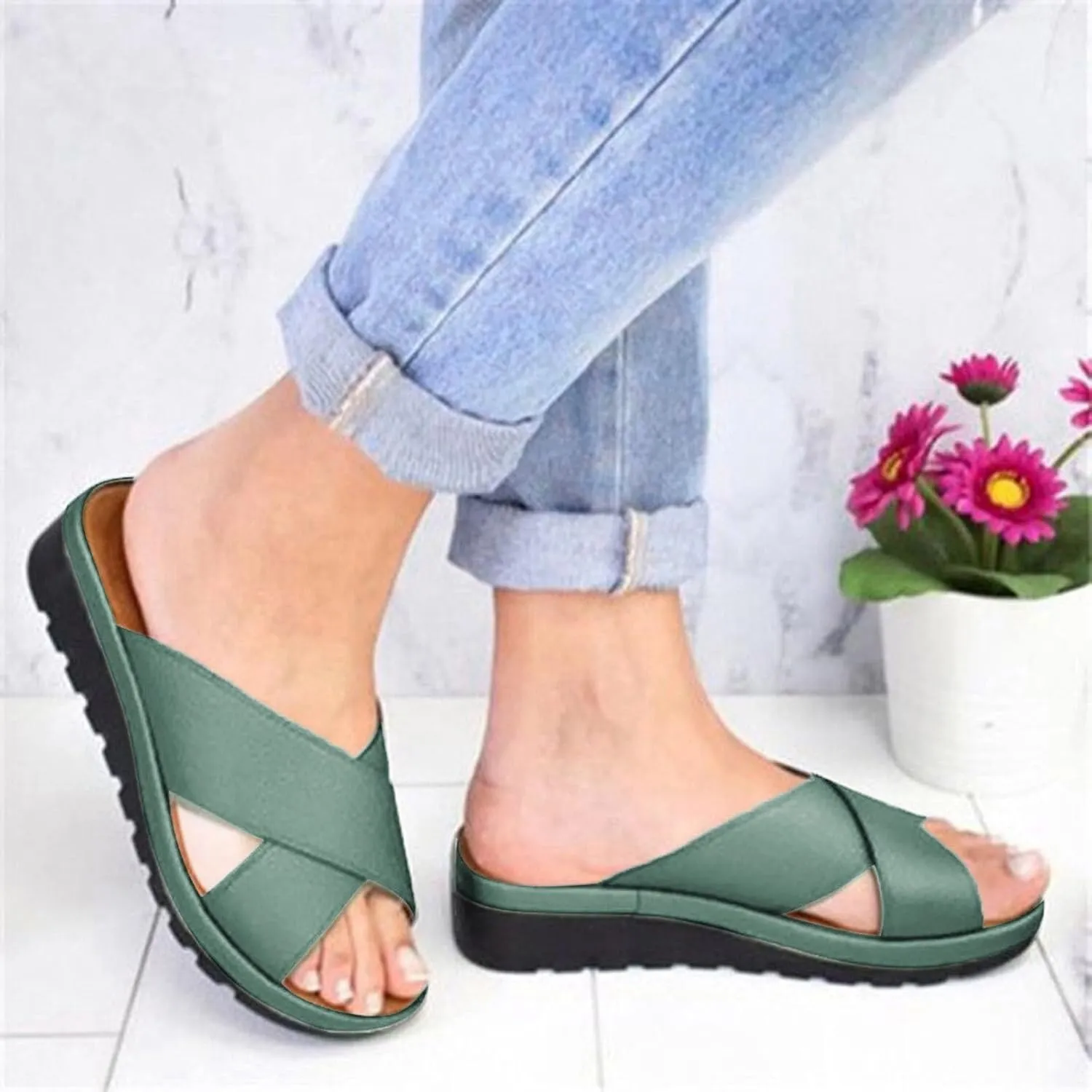Stylish Women's Sandals Summer Casual Open Toe Flat Slides Comfortable for Daily Wear Beach Vacation