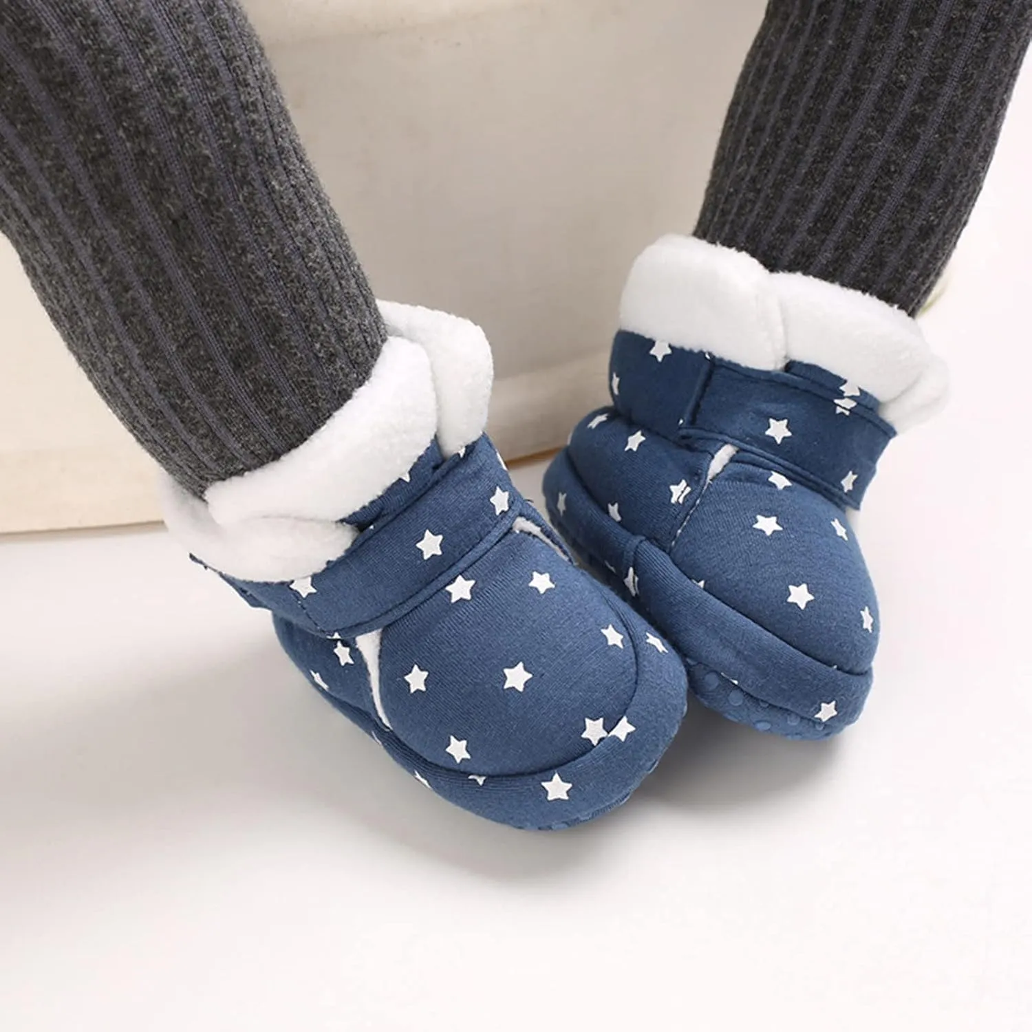 Toddler Baby Shoes Fleece Warm Wool Boots Fashion High Top Star Printing Non Slip Hook Loop Nude Boots